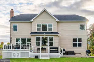 12080 Sunflower Field Pl, Lovettsville, VA 20180 - Photo 3