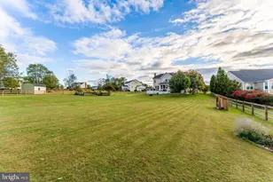 12080 Sunflower Field Pl, Lovettsville, VA 20180 - Photo 85