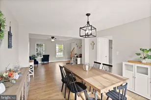 35855 Bentridge Ct, Round Hill, VA 20141 - Photo 13