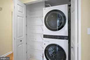 19375 Cypress Ridge Terrace, Leesburg, VA 20176 - Photo 15