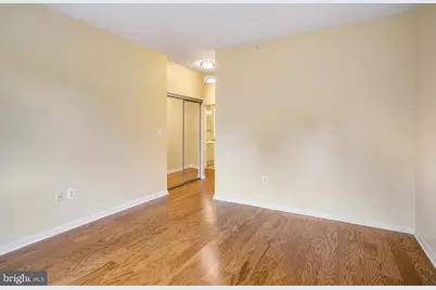 19375 Cypress Ridge Terrace #418, Leesburg, VA 20176 - Photo 3