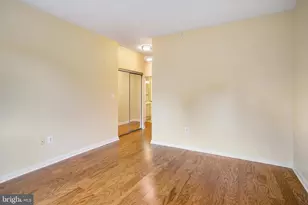 19375 Cypress Ridge Terrace, Leesburg, VA 20176 - Photo 3