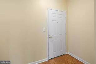 19375 Cypress Ridge Terrace, Leesburg, VA 20176 - Photo 23