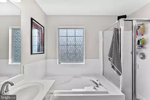 20510 Willoughby Square, Sterling, VA 20165 - Photo 21