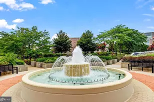 19385 Cypress Ridge Terrace, Leesburg, VA 20176 - Photo 29