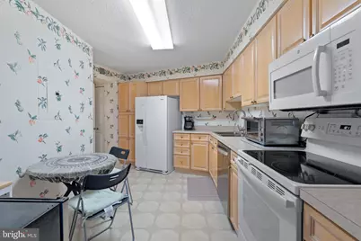 19385 Cypress Ridge Terrace #914, Leesburg, VA 20176 - Photo 13