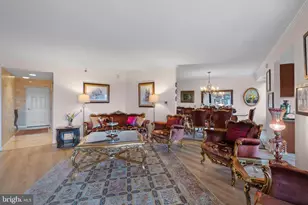 19385 Cypress Ridge Terrace, Leesburg, VA 20176 - Photo 5