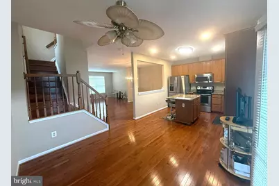 20900 Butterwood Falls Terrace, Sterling, VA 20165 - Photo 7