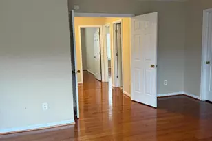 20900 Butterwood Falls Terrace, Sterling, VA 20165 - Photo 9