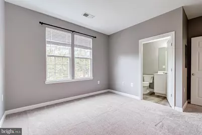 42539 Mayflower #201, Brambleton, VA 20148 - Photo 25