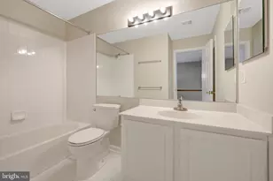 43787 Tattinger Terrace, Ashburn, VA 20148 - Photo 23