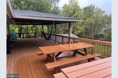 304 E Gordon Street E, Sterling, VA 20164 - Photo 17