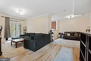 20385 Belmont Park Terrace, Ashburn, VA 20147 - Photo 9