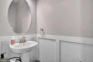 40925 Arcadian Pond Ct, Aldie, VA 20105 - Photo 11