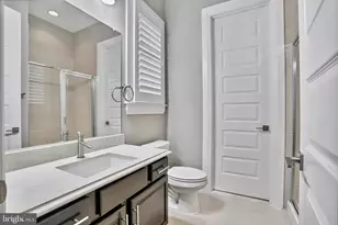 41221 Blue Oat Ct, Aldie, VA 20105 - Photo 9