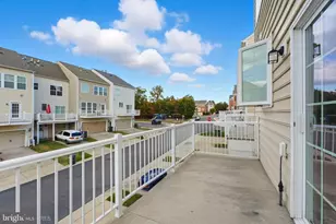 25480 Schooley Mill Terrace, Chantilly, VA 20152 - Photo 19