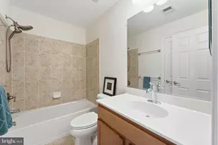 25480 Schooley Mill Terrace, Chantilly, VA 20152 - Photo 29