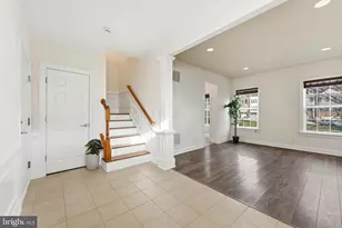 25480 Schooley Mill Terrace, Chantilly, VA 20152 - Photo 3