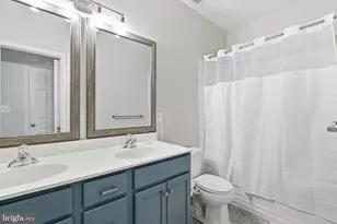 25065 Riding Center Dr, Chantilly, VA 20152 - Photo 17