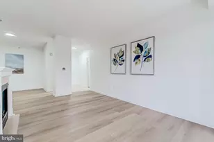 19355 Cypress Ridge Terrace, Leesburg, VA 20176 - Photo 17