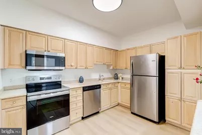 19355 Cypress Ridge Terrace #114, Leesburg, VA 20176 - Photo 3