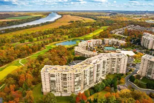 19355 Cypress Ridge Terrace, Leesburg, VA 20176 - Photo 39