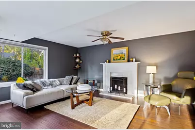 126 Hillsdale Drive, Sterling, VA 20164 - Photo 15