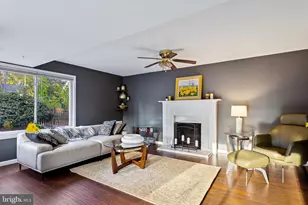 126 Hillsdale Dr, Sterling, VA 20164 - Photo 15