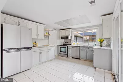 126 Hillsdale Drive, Sterling, VA 20164 - Photo 21