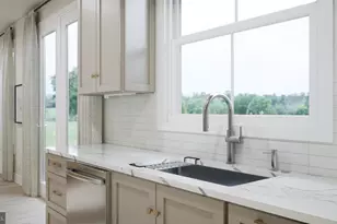 41934 Night Nurse Cir, Brambleton, VA 20148 - Photo 5