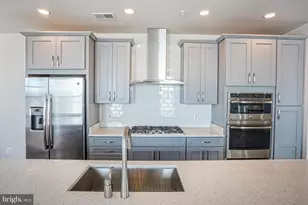 23646 Hopewell Manor Terrace, Ashburn, VA 20148 - Photo 5