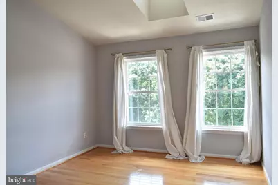 20387 Fallsway Terrace, Sterling, VA 20165 - Photo 11