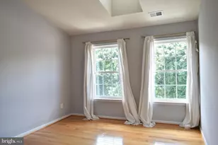 20387 Fallsway Terrace, Sterling, VA 20165 - Photo 11