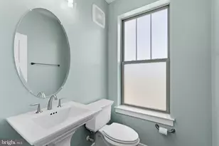 312 Petite Sirah Terrace SE, Leesburg, VA 20175 - Photo 15