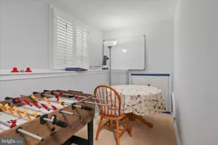 207 N Laura Anne Dr, Sterling, VA 20164 - Photo 31