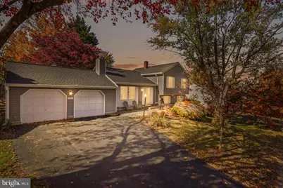 207 N Laura Anne Drive, Sterling, VA 20164 - Photo 1