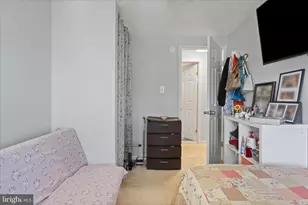 207 N Laura Anne Dr, Sterling, VA 20164 - Photo 27