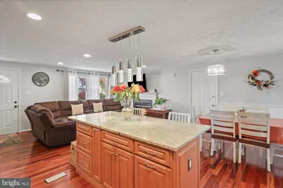 207 N Laura Anne Drive, Sterling, VA 20164 - Photo 15