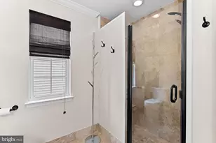 42968 Chesterton St, Ashburn, VA 20147 - Photo 25