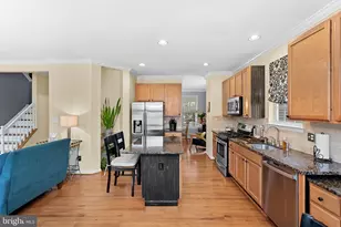 42968 Chesterton St, Ashburn, VA 20147 - Photo 15