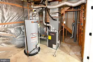 26005 Hartwood Dr, Chantilly, VA 20152 - Photo 49