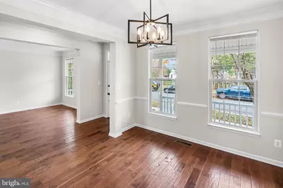 26005 Hartwood Drive, Chantilly, VA 20152 - Photo 9