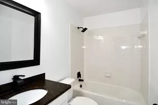 26005 Hartwood Dr, Chantilly, VA 20152 - Photo 45