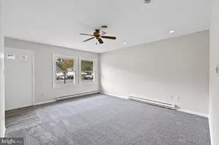 314 E Staunton Ave E, Sterling, VA 20164 - Photo 9