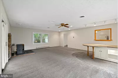 314 E Staunton Avenue E, Sterling, VA 20164 - Photo 13