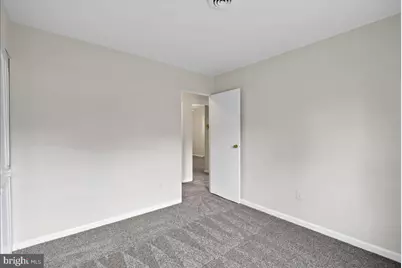 314 E Staunton Avenue E, Sterling, VA 20164 - Photo 17