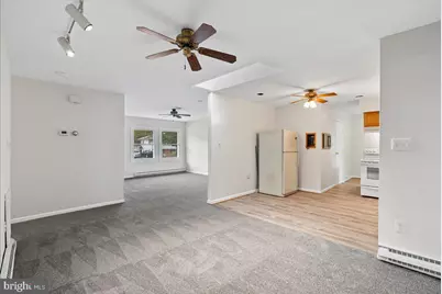 314 E Staunton Avenue E, Sterling, VA 20164 - Photo 11