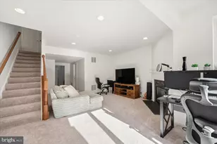 561 Edmonton Terrace NE, Leesburg, VA 20176 - Photo 17