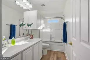 561 Edmonton Terrace NE, Leesburg, VA 20176 - Photo 15