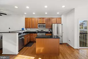 561 Edmonton Terrace NE, Leesburg, VA 20176 - Photo 7